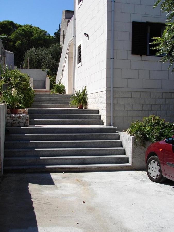 Apartments Magda Supetar Εξωτερικό φωτογραφία