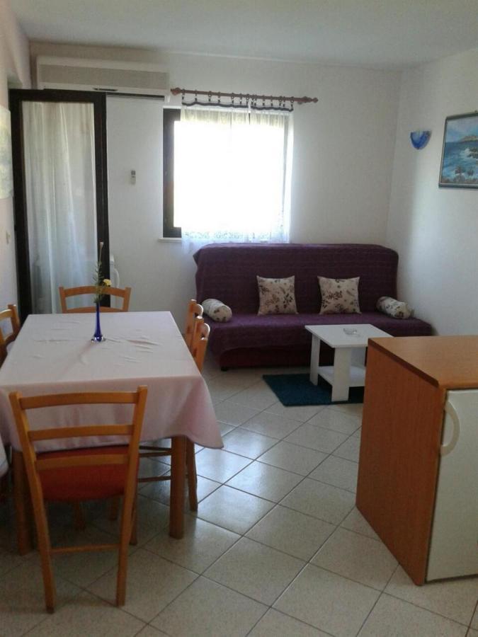 Apartments Magda Supetar Εξωτερικό φωτογραφία